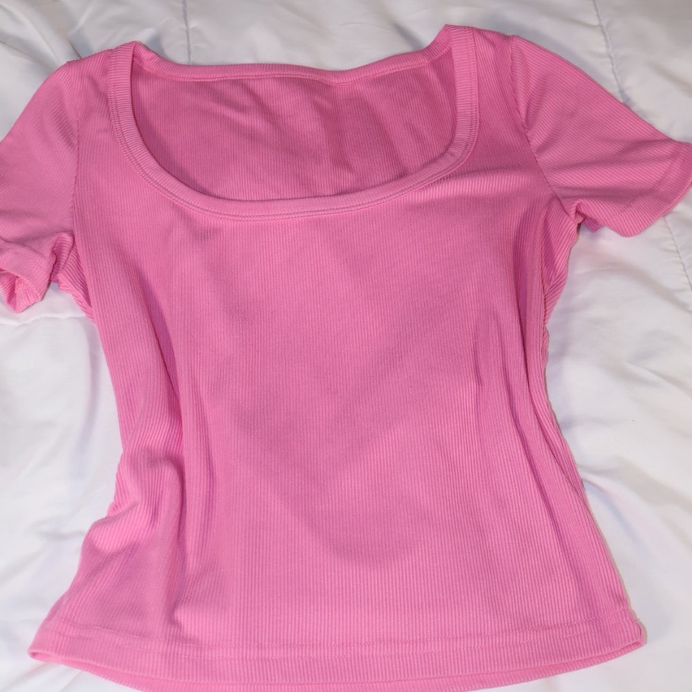 SHEIN Pink Fitted Short Sleeve T-Shirt